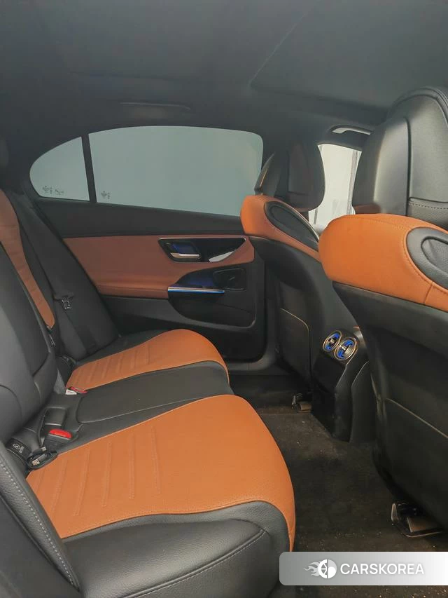 Mercedes-Benz Class C 2023 Белый из Китая, фото 5