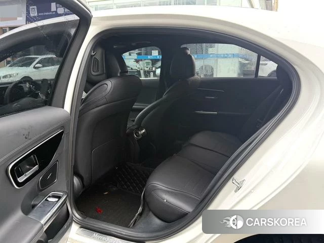Mercedes-Benz Class C 2023 Белый из Китая, фото 4