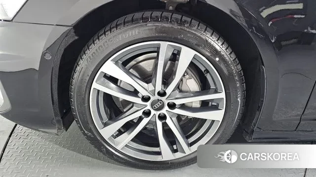 Audi A6 (C8) id 3555400 из Кореи 14