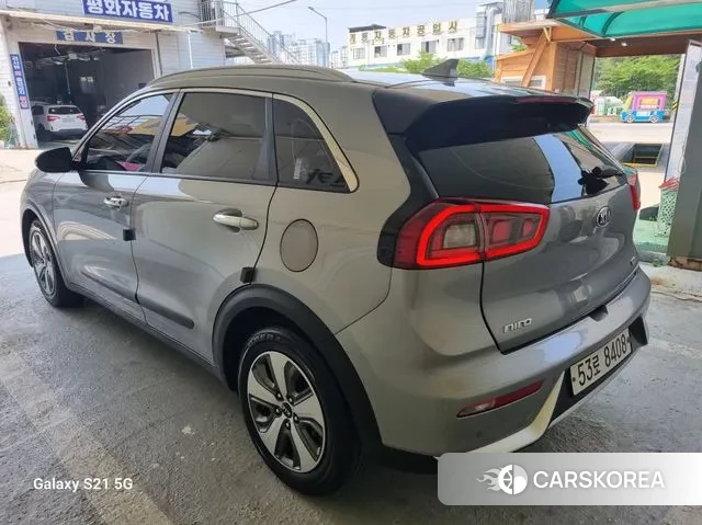 Kia Niro id 3616977 из Кореи 11