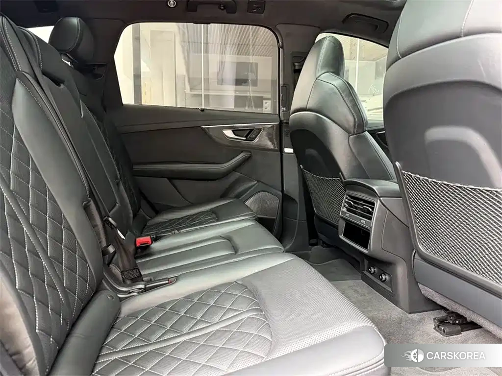 Audi SQ7 id 4659753 из Китая 7