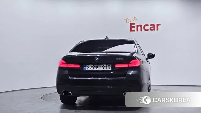 BMW 5 Series (G30) id 3675294 из Кореи 14