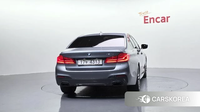 BMW 5 Series (G30) id 3943088 из Кореи 14