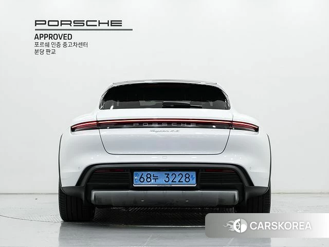 Porsche Taycan id 4360515 из Кореи 13