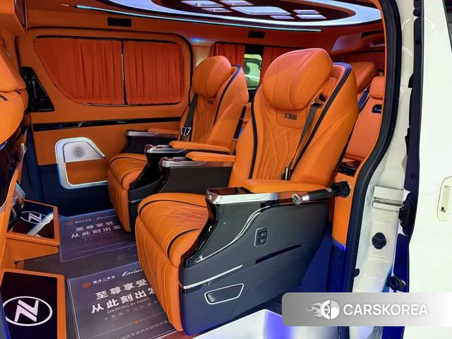 Toyota Hiace 2024 Белый из Китая, фото 6