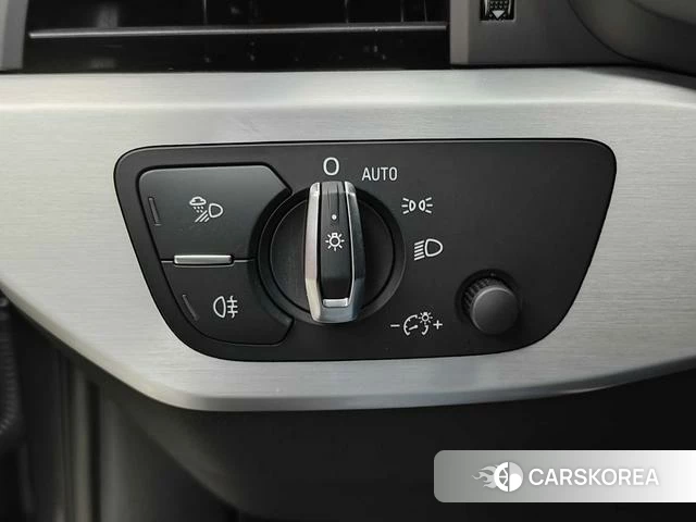 Audi A4L id 4359326 из Китая 34