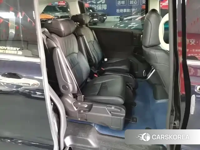 Honda Odyssey 2023 Синий из Китая, фото 5