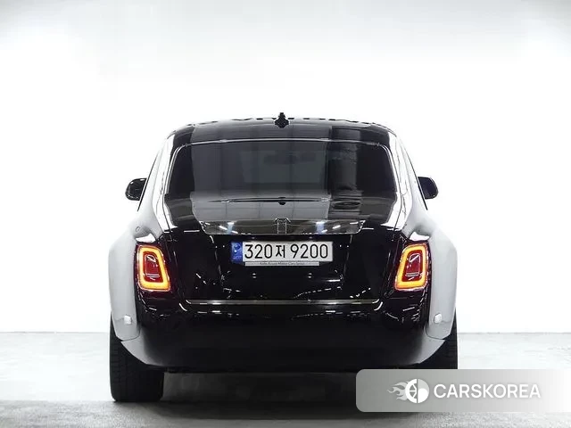 Rolls-Royce Phantom id 2989016 из Кореи 14