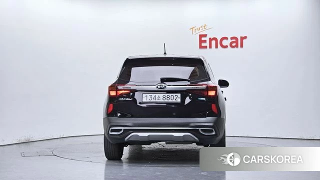 Kia Seltos id 4536107 из Кореи 24