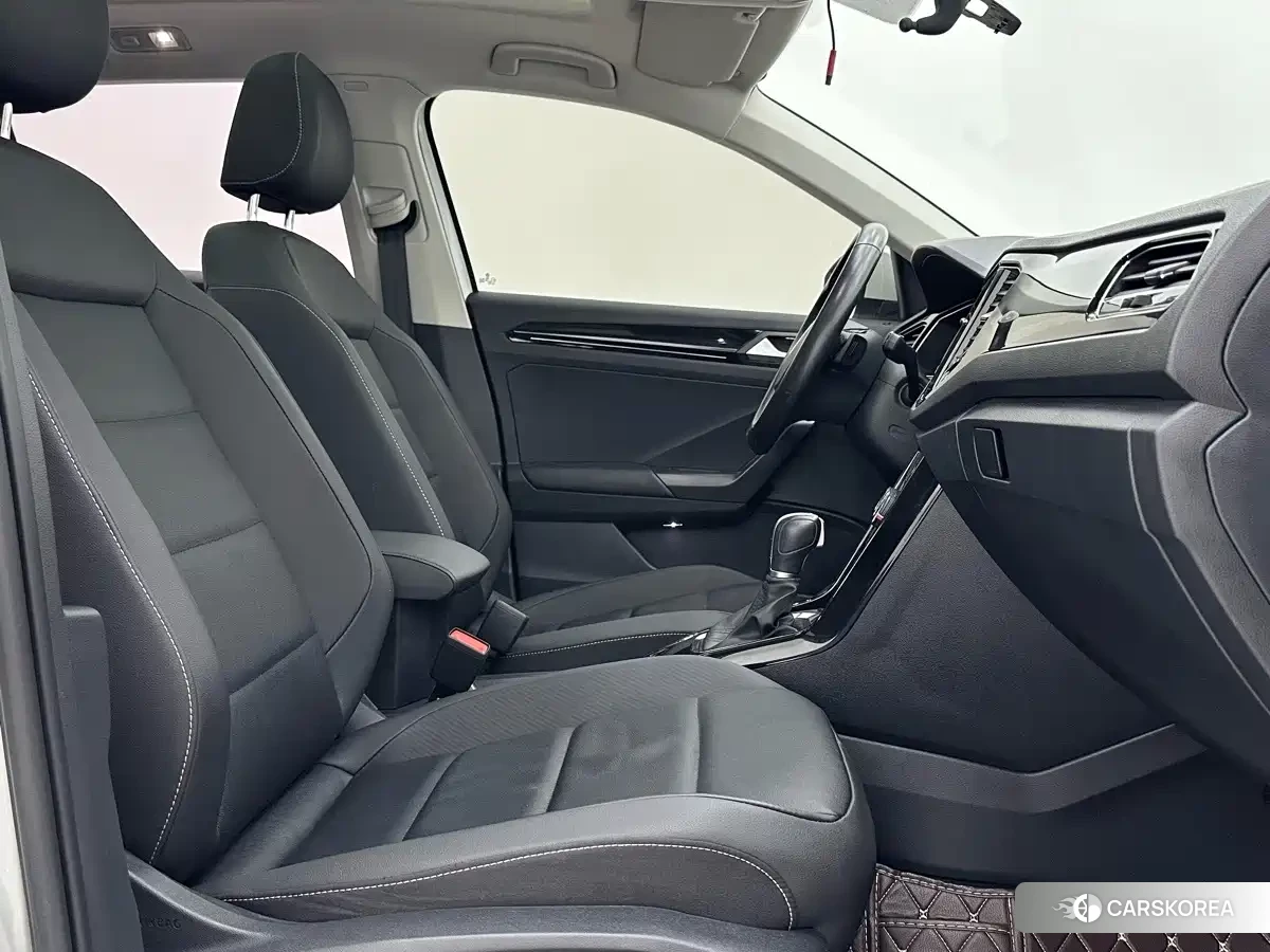 Volkswagen T-Roc id 4606925 из Китая 12
