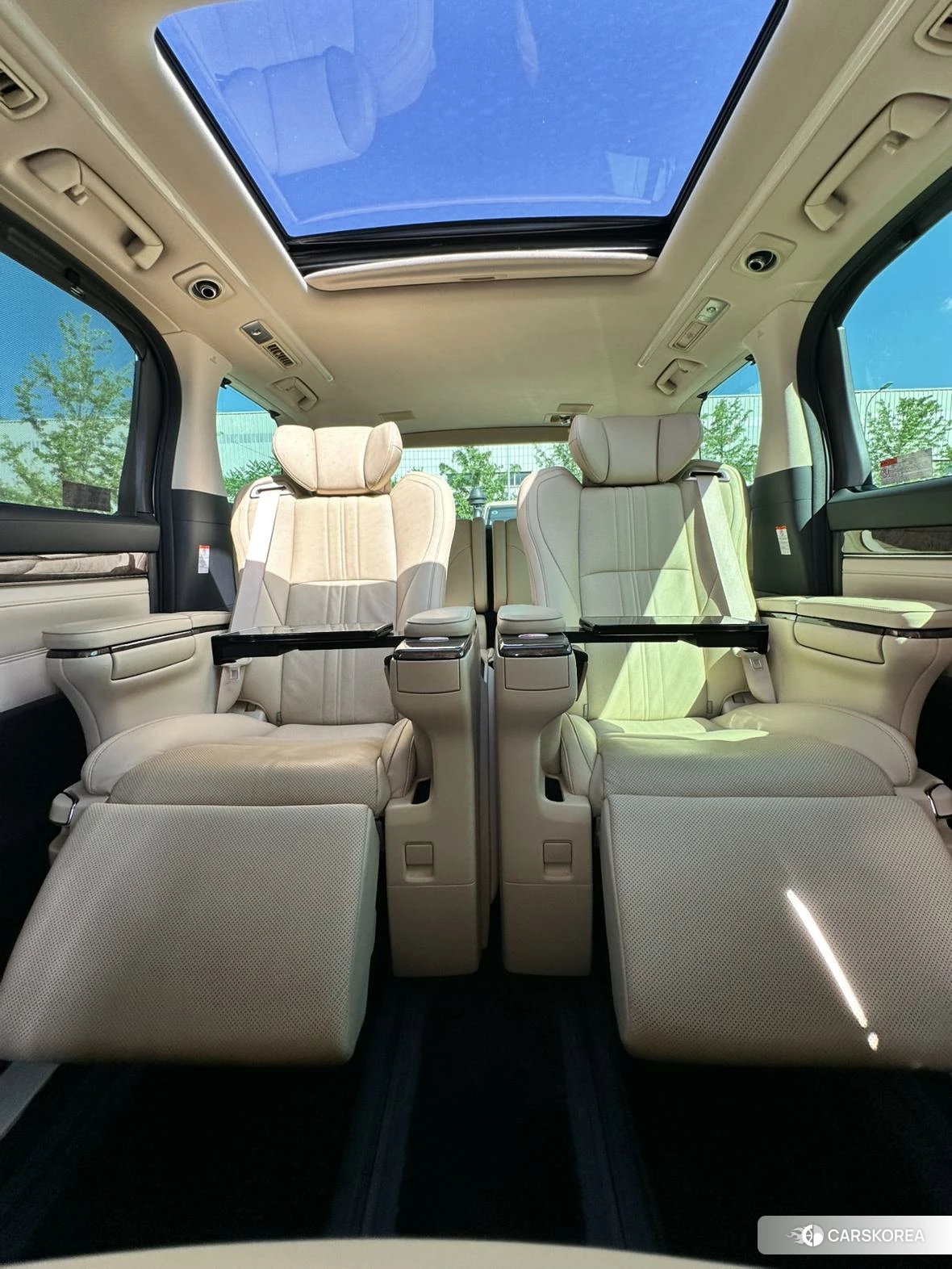 Toyota Wilfa id 4426601 из Китая 28