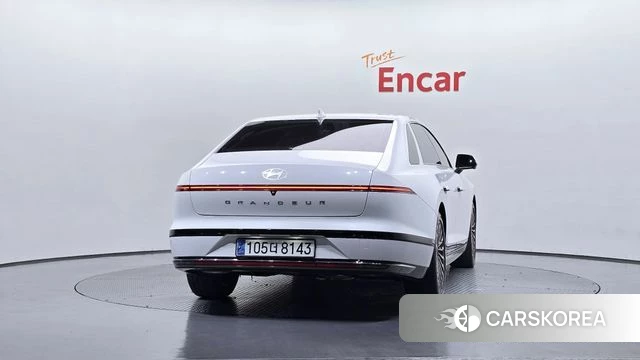 Hyundai Grandeur (GN7) id 4388396 из Кореи 14