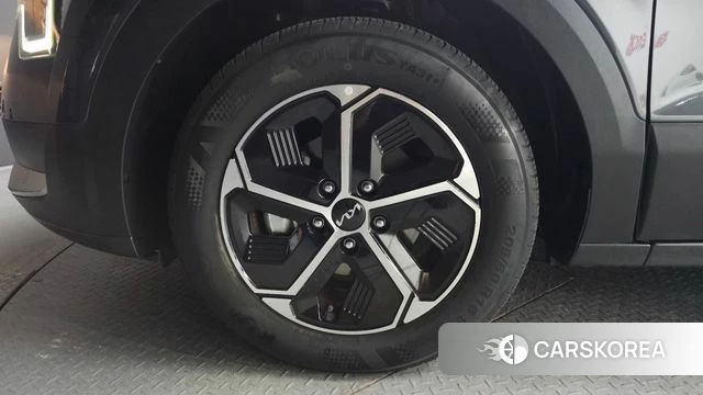 Kia Di Ol Nu Niro id 4613807 из Кореи 27