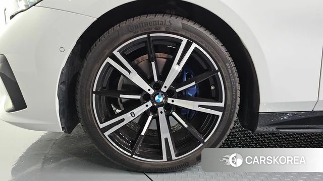 BMW 5 Series (G60) id 4749248 из Кореи 29