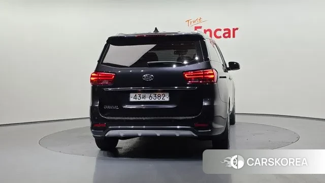 Kia The New Carnival id 3469917 из Кореи 14