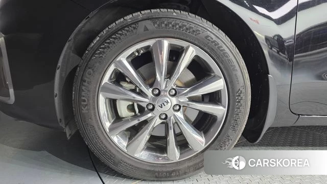 Kia The New Carnival id 4345717 из Кореи 27