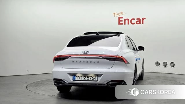 Hyundai The New Grandeur IG id 4303030 из Кореи 26