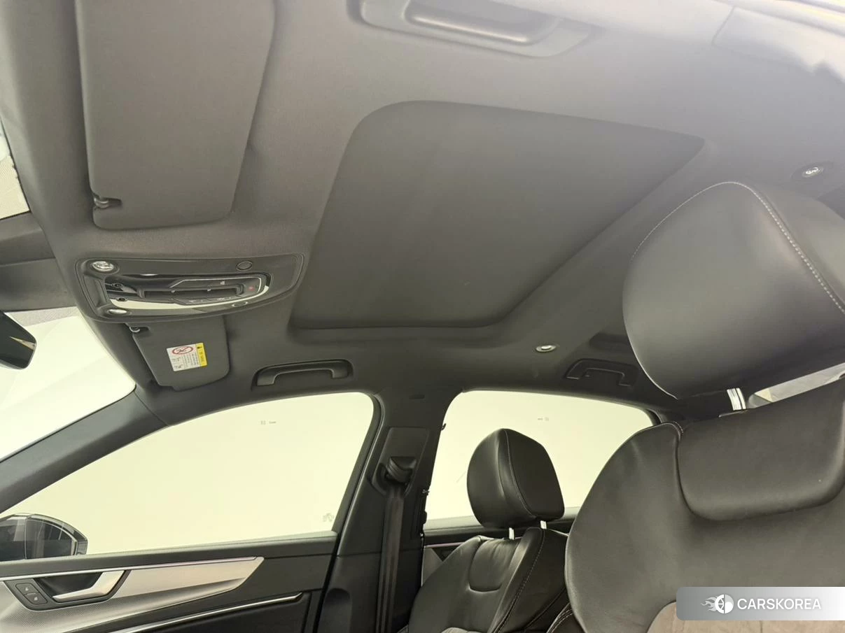 Audi A6L PHEV id 4452606 из Китая 11