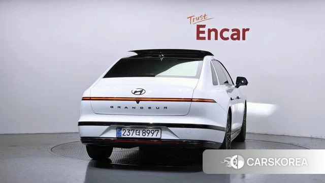 Hyundai Grandeur (GN7) id 4591825 из Кореи 14