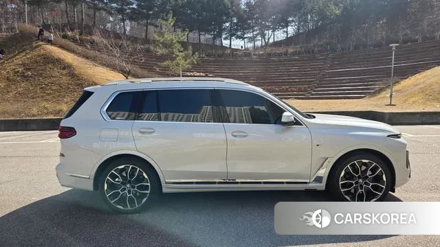 BMW X7 (G07) 2025 Белый из Кореи, фото 6