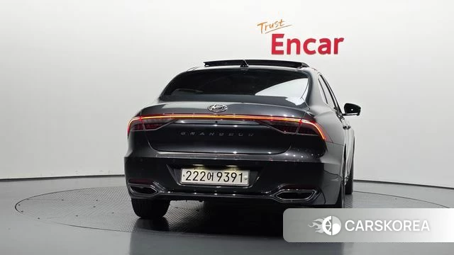 Hyundai The New Grandeur IG Hybrid id 4428600 из Кореи 14