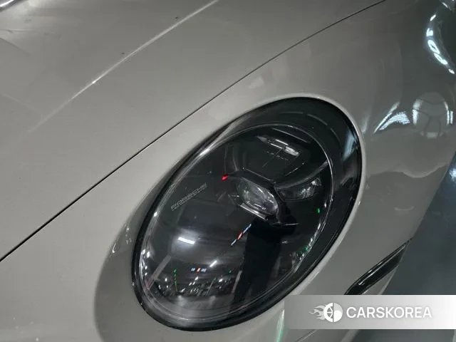 Porsche 911(992) id 3305473 из Кореи 14