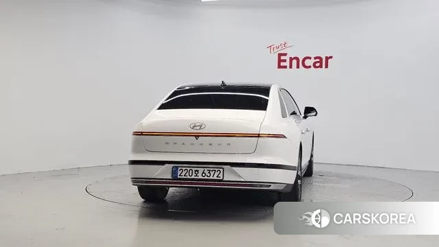 Hyundai Grandeur Hybrid (GN7) id 3180245 из Кореи 14