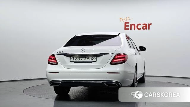 Mercedes-Benz E-Class W213 id 4677483 из Кореи 26