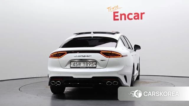 Kia Stinger id 4536648 из Кореи 27