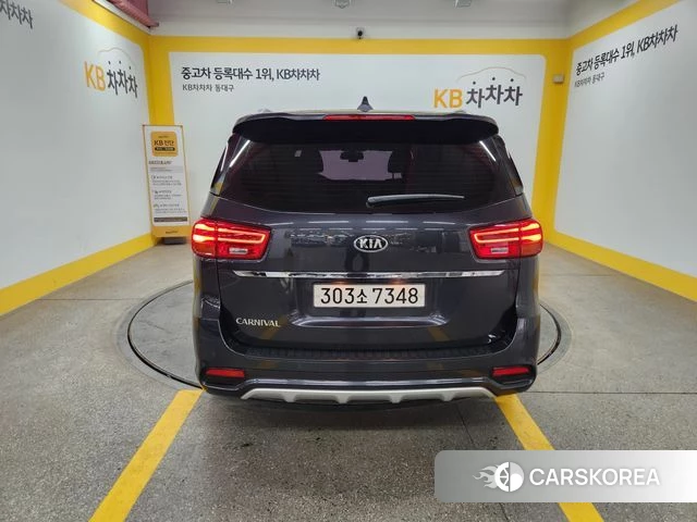 Kia The New Carnival id 3861592 из Кореи 14