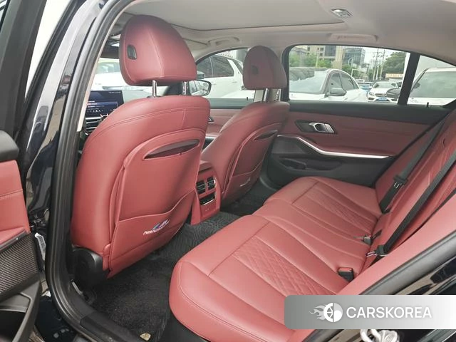 BMW 3 series 2024 Черный из Китая, фото 4