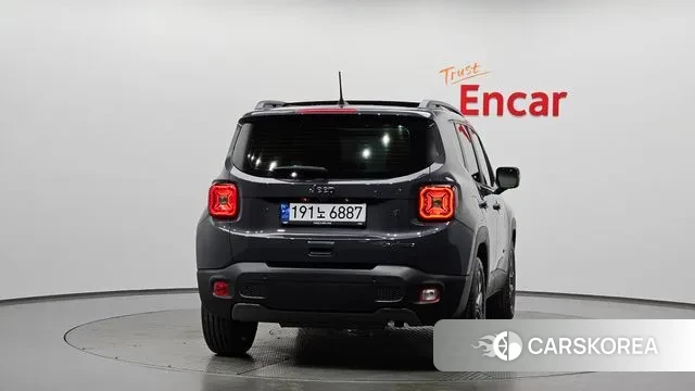 Jeep Renegade id 3544749 из Кореи 14
