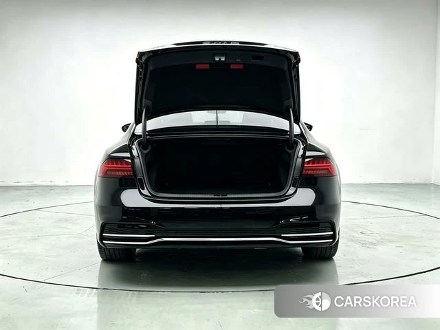 Audi A7L id 4263933 из Китая 14