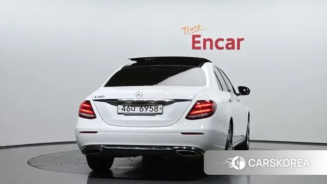 Mercedes-Benz E-Class W213 id 3018811 из Кореи 14
