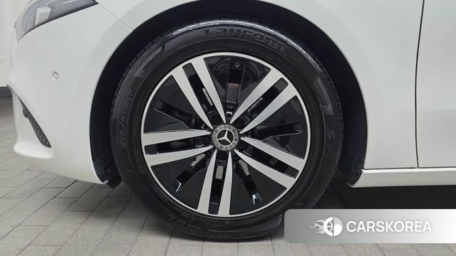 Mercedes-Benz A-Class W177 id 4745711 из Кореи 24