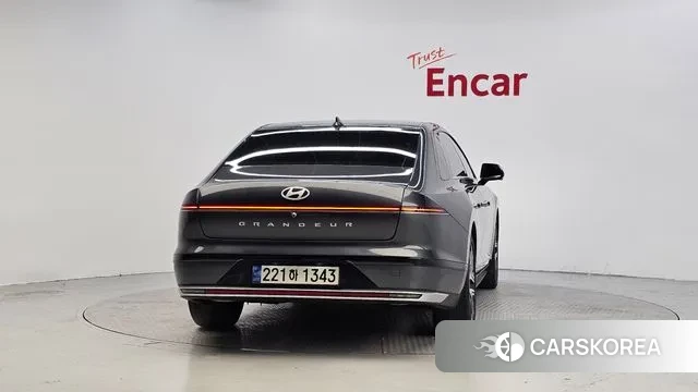 Hyundai Grandeur Hybrid (GN7) id 3223744 из Кореи 14