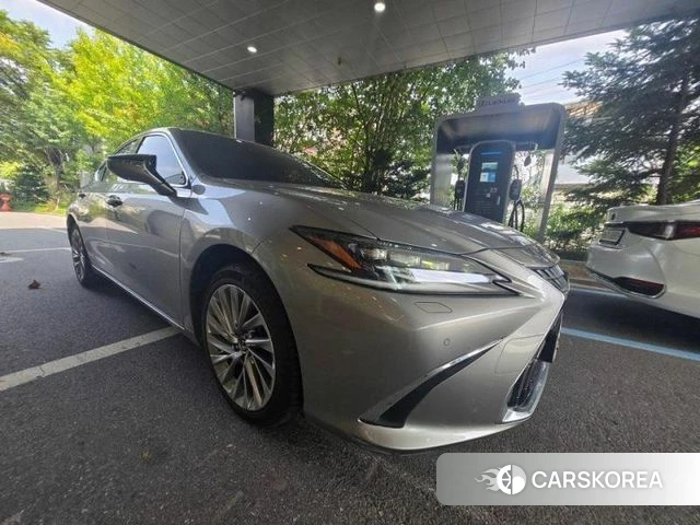 Lexus ES300h 7th generation 2024 Серый из Кореи, фото 4