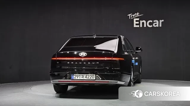 Hyundai Grandeur (GN7) id 3058184 из Кореи 14