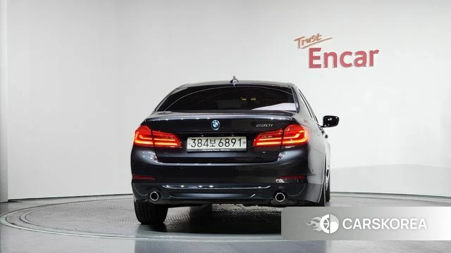 BMW 5 Series (G30) id 3924211 из Кореи 13