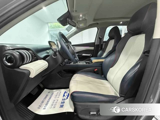 BYD Yuan PLUS 2022 Темно-серый из Китая, фото 4