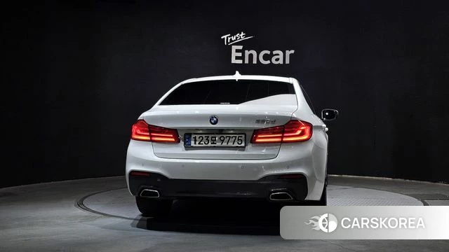 BMW 5 Series (G30) id 3898993 из Кореи 14