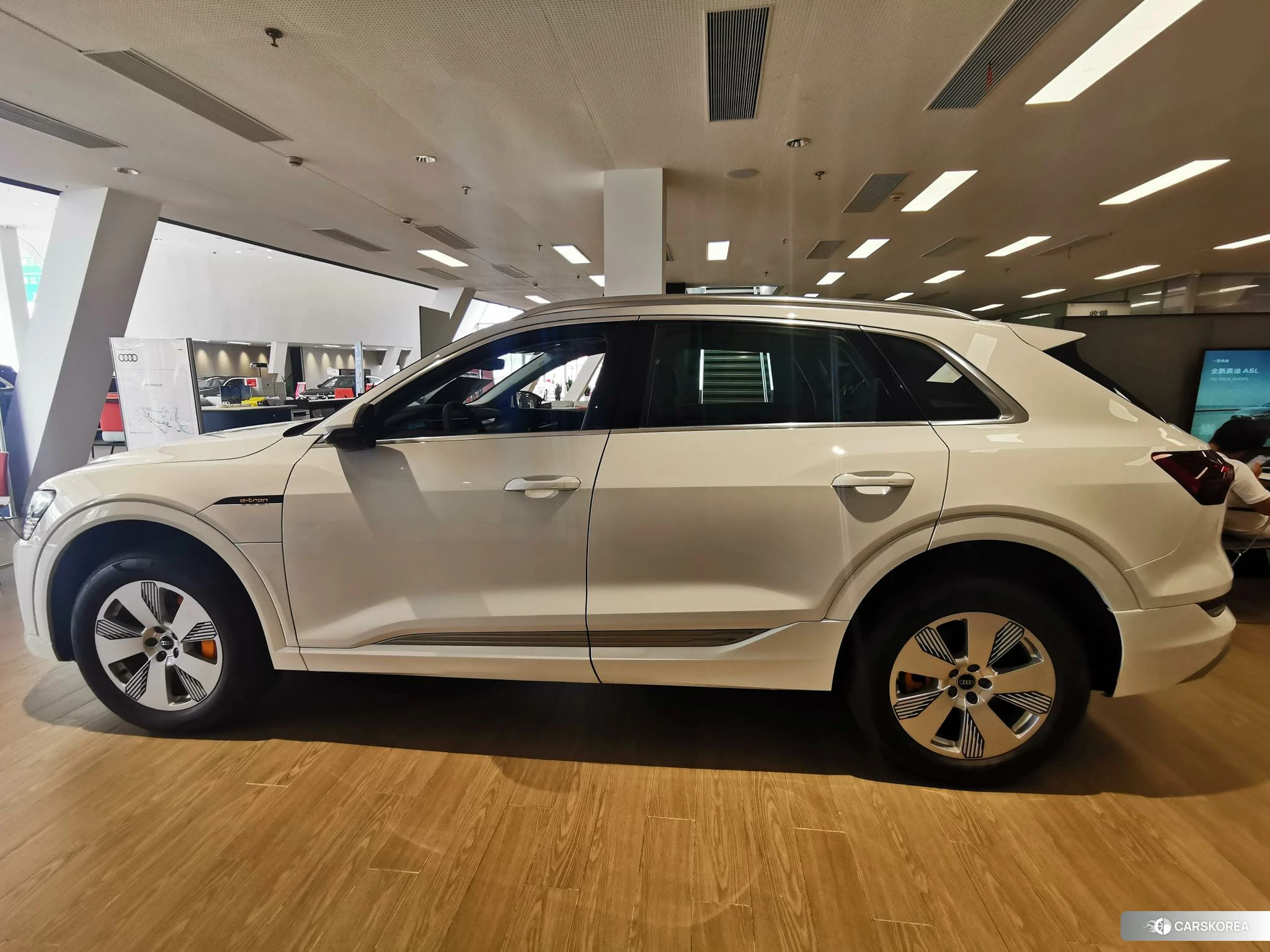 Audi e-tron id 4498863 из Китая 7