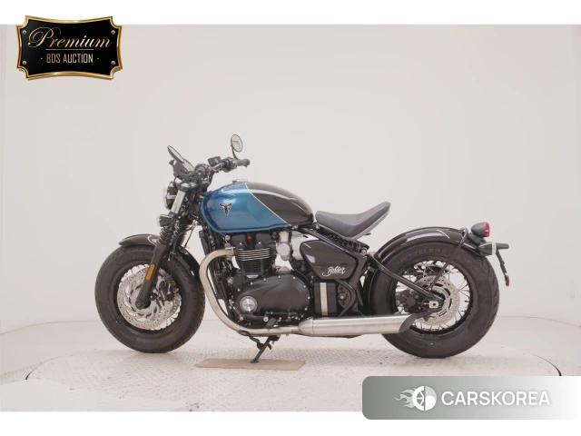 Проданный Triumph BONNEVILLE BOBBER 2026 из Японии, фото 2