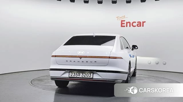 Hyundai Grandeur (GN7) id 4308766 из Кореи 24