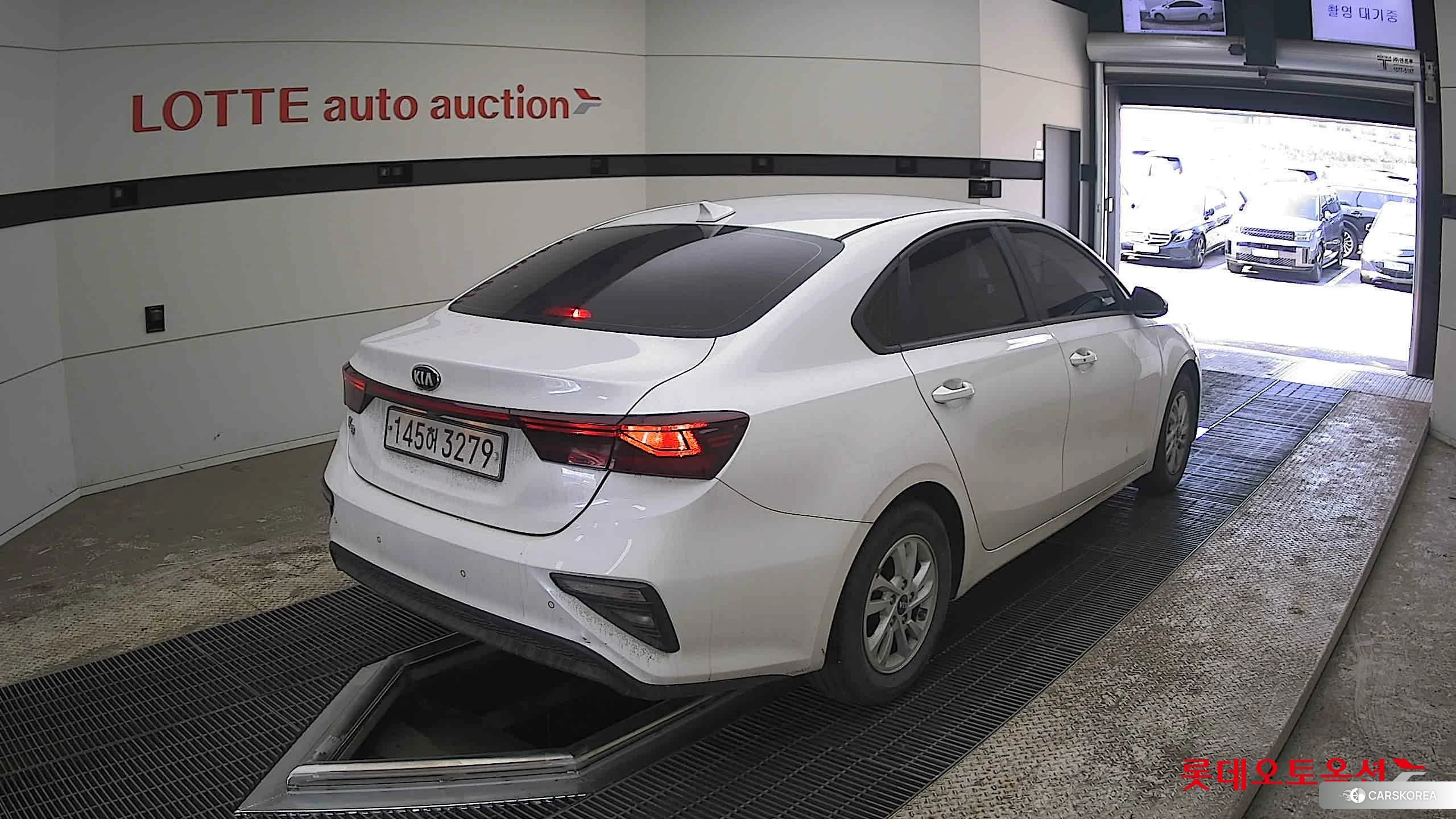 Kia K3 id 3882171 из Кореи 31