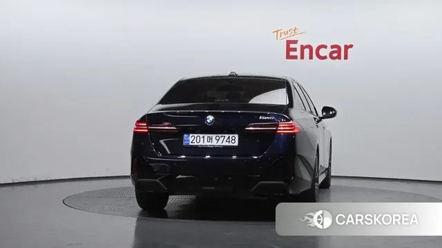 BMW 5 Series (G60) id 3549825 из Кореи 14