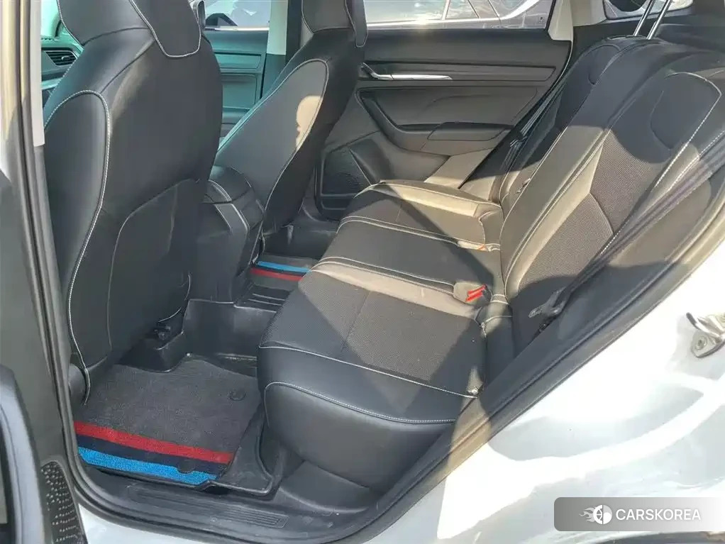 Skoda Komick 2024 Белый из Китая, фото 5