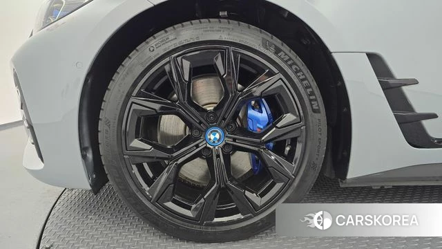 BMW i4 id 3883602 из Кореи 14