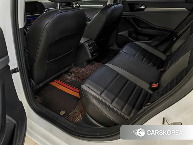 Volkswagen Sagitar 2022 Белый из Китая, фото 4