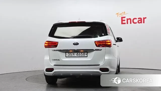 Kia The New Carnival id 3651650 из Кореи 14